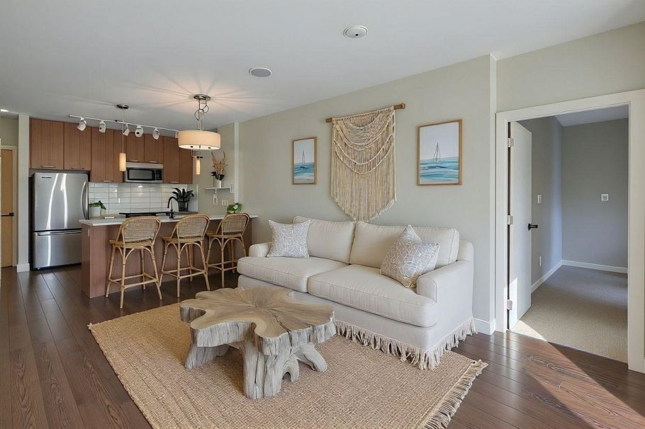 201 2321 Scotia Street Vancouver, BC - 6