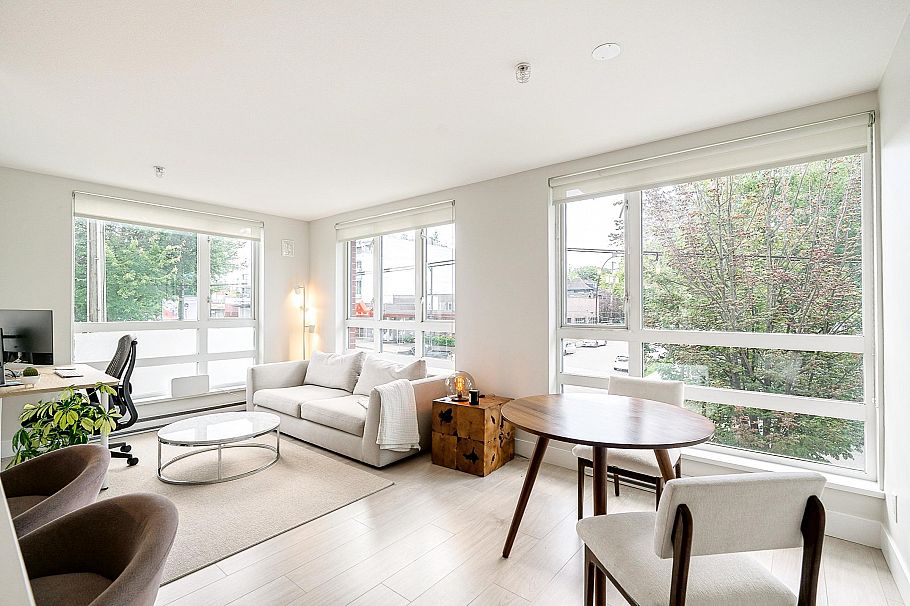 305 2477 Carolina Street Vancouver, BC - 4