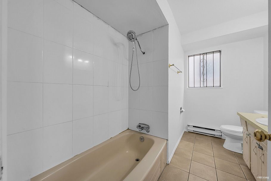 7511 Main Street Vancouver, BC - 30