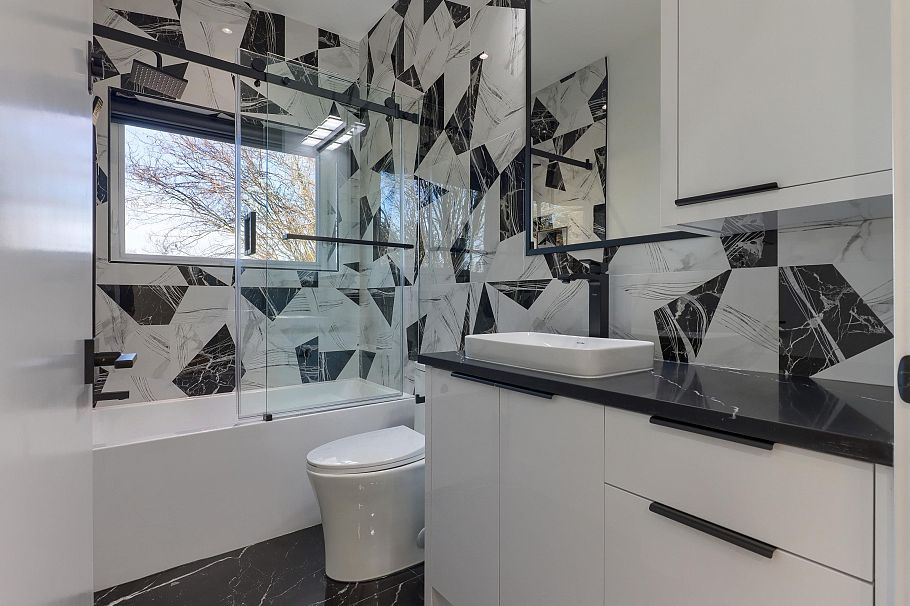 4670 Todd Street Vancouver, BC - 28