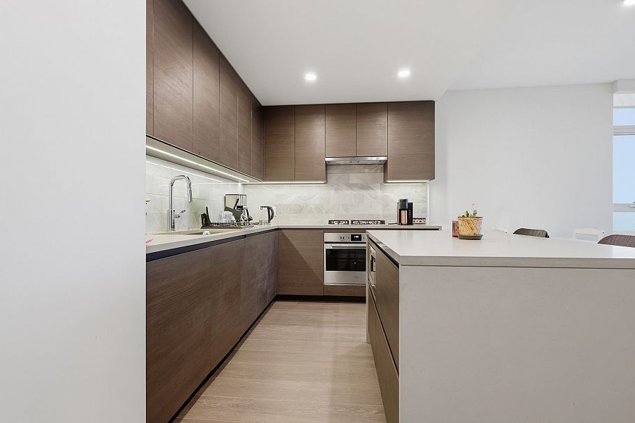 2002 2108 Gilmore Avenue Burnaby, BC - 6