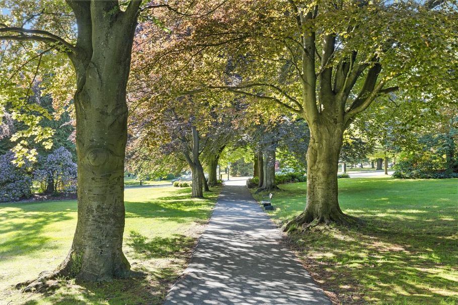 1302 158 W 13th Street North Vancouver, BC - 38