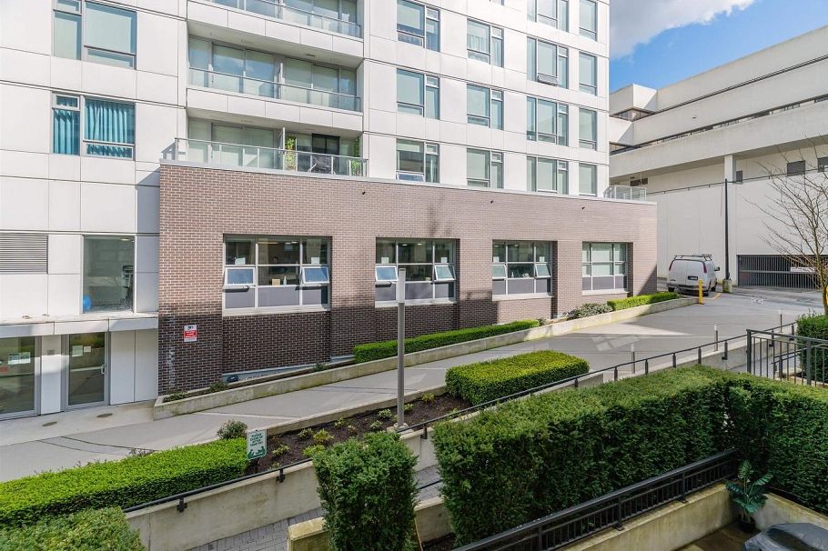 504 5598 Ormidale Street Vancouver, BC - 6