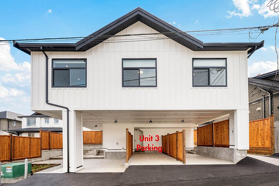 3 3065 Charles Street Vancouver, BC - 40