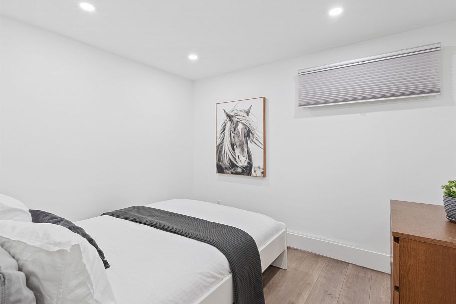 312 555 Abbott Street Vancouver, BC - 20