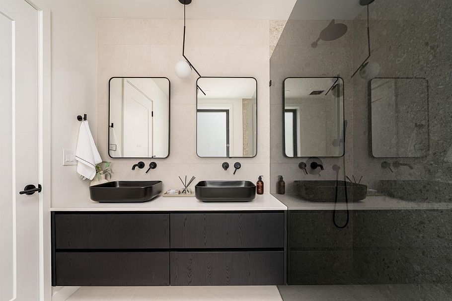 838 W 64th Avenue Vancouver, BC - 16