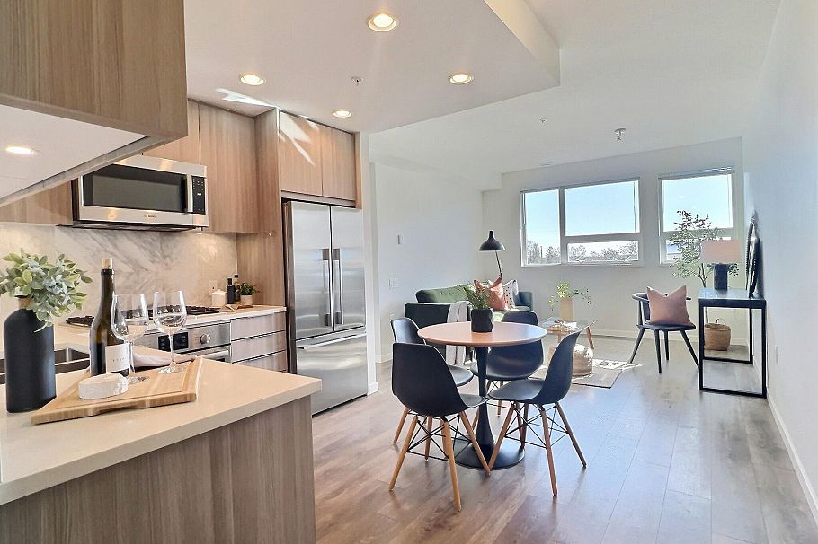 506 3289 Riverwalk Avenue Vancouver, BC - 2