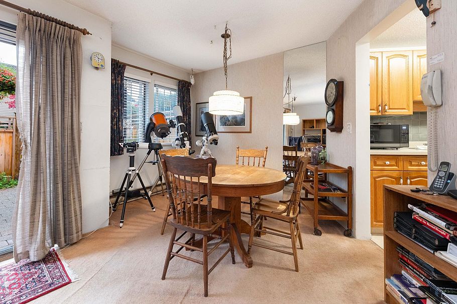 14 251 W 14th Street North Vancouver, BC - 7