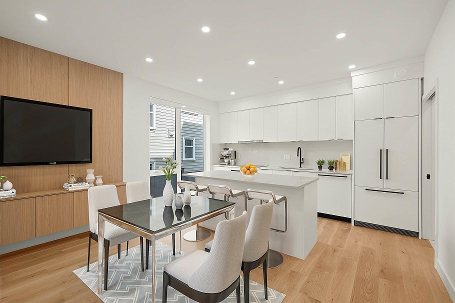 1904 E 8th Avenue Vancouver, BC - 1