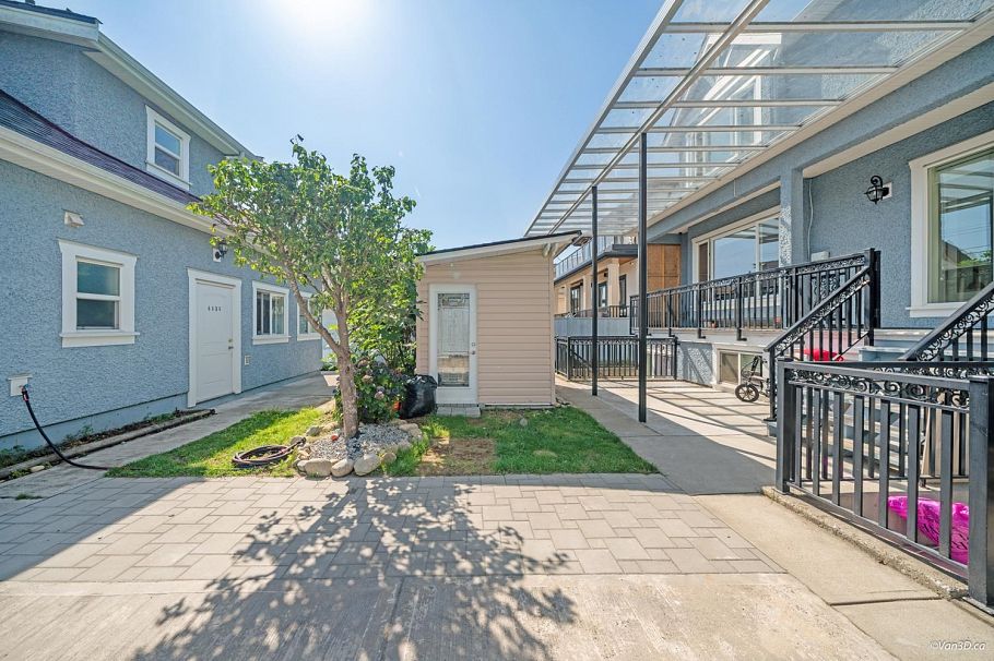 6830 Vivian Street Vancouver, BC - 32