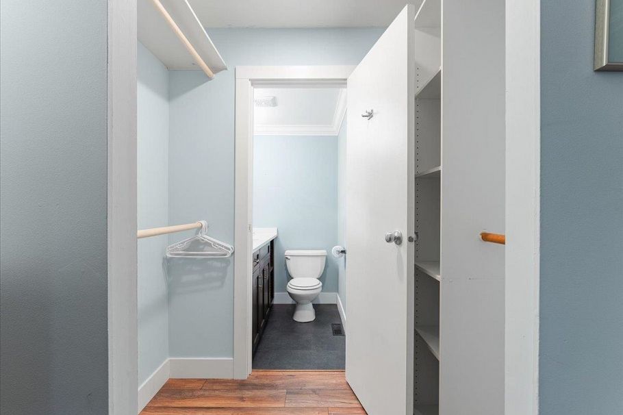 1019 Old Lillooet Road North Vancouver, BC - 19