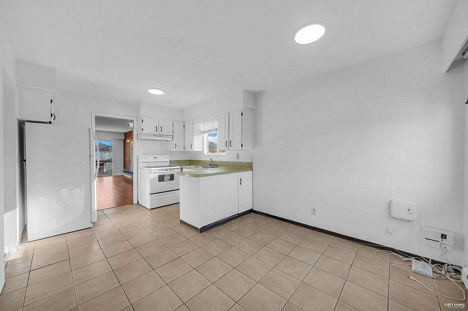 7511 Main Street Vancouver, BC - 19