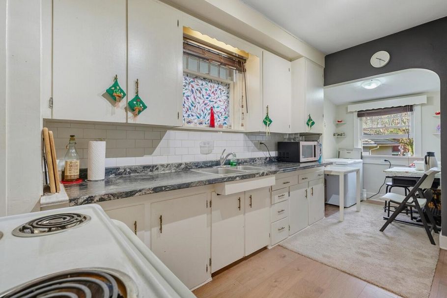 7963 Montcalm Street Vancouver, BC - 17