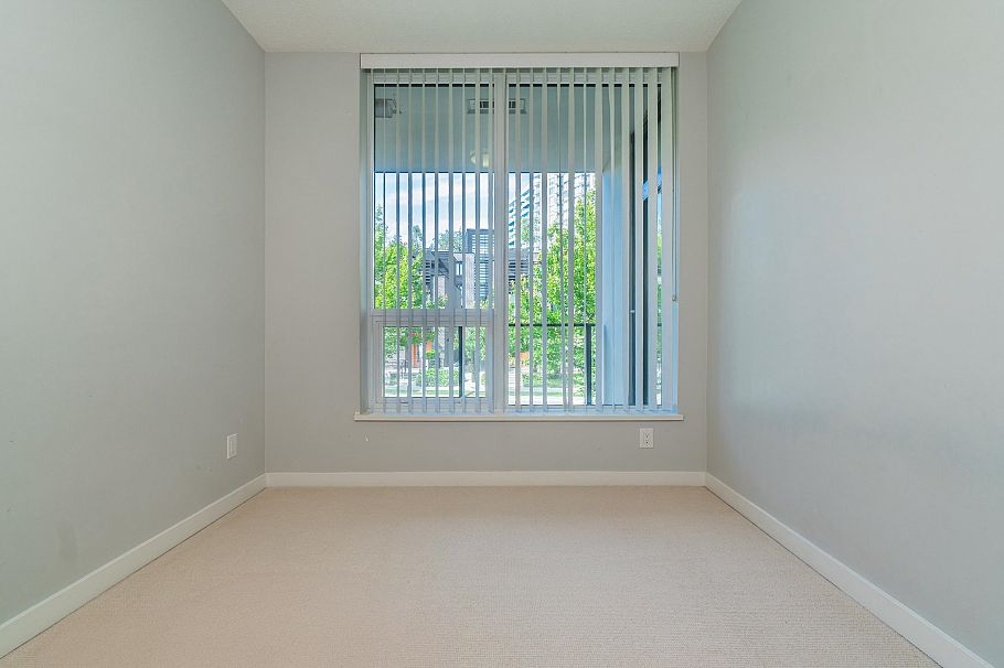 212 5638 Birney Avenue Vancouver, BC - 12