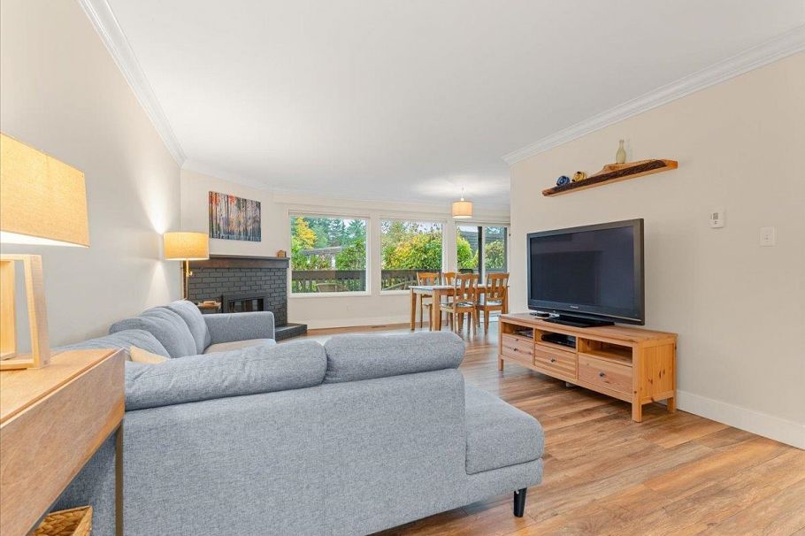 1019 Old Lillooet Road North Vancouver, BC - 4