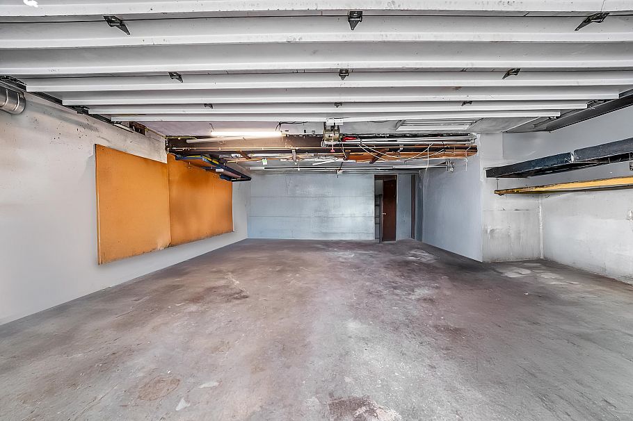 645 Baycrest Drive North Vancouver, BC - 30