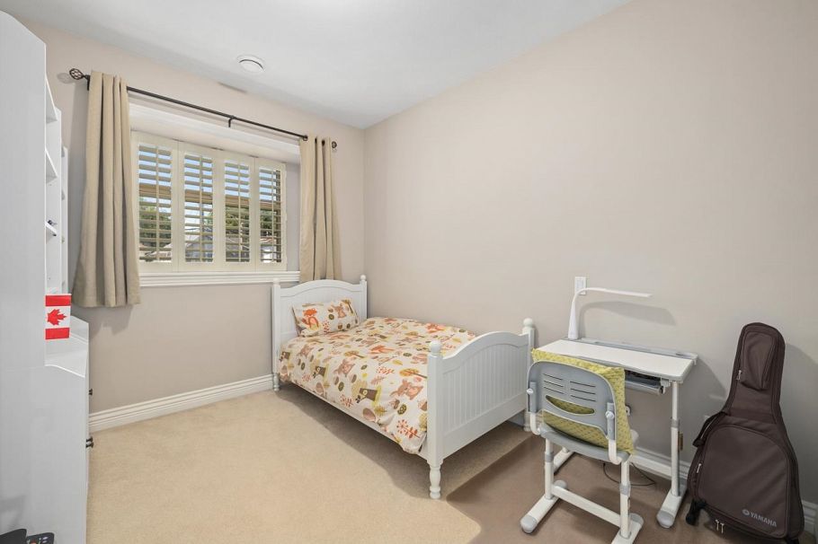 8291 Laurel Street Vancouver, BC - 23