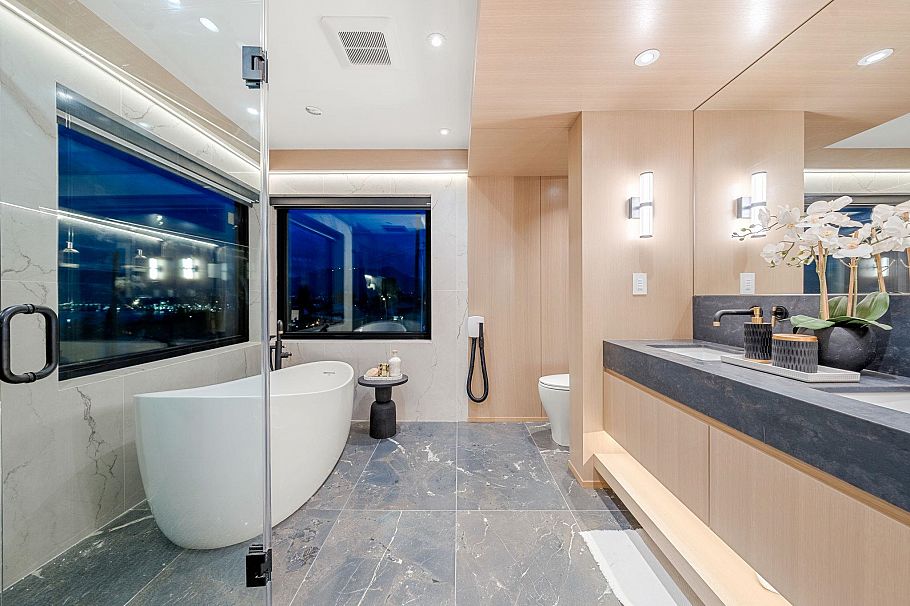 3679 Pandora Street Vancouver, BC - 20