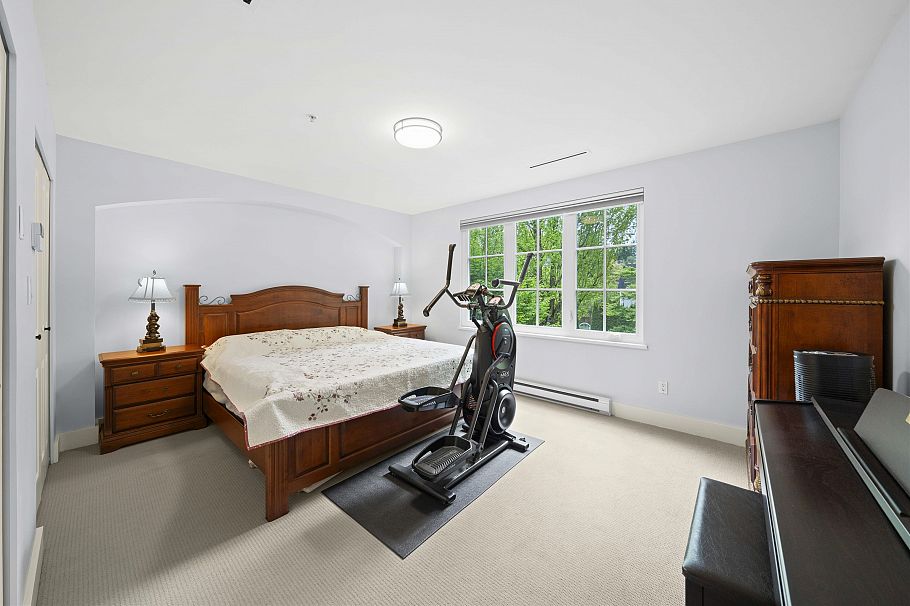 3711 W 11th Avenue Vancouver, BC - 19