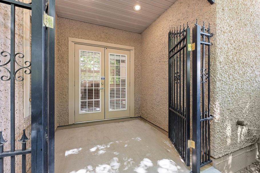 8291 Laurel Street Vancouver, BC - 9