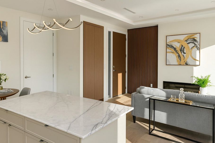 2 4650 Gothard Street Vancouver, BC - 4