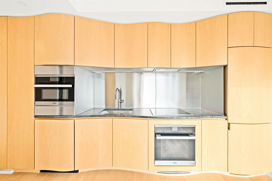 1504 1568 Alberni Street Vancouver, BC - 4