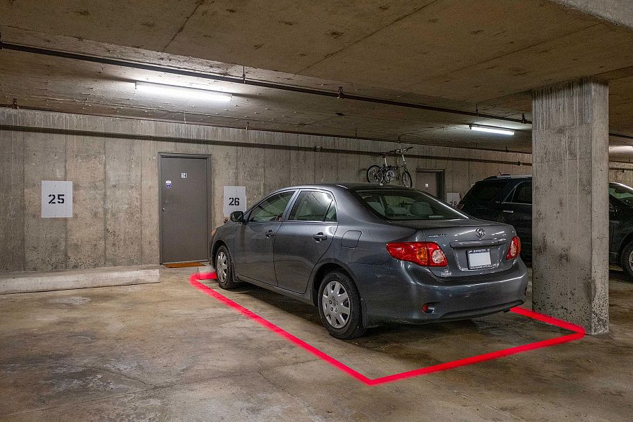 14 251 W 14th Street North Vancouver, BC - 29