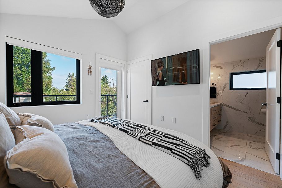 575 E 22nd Avenue Vancouver, BC - 13