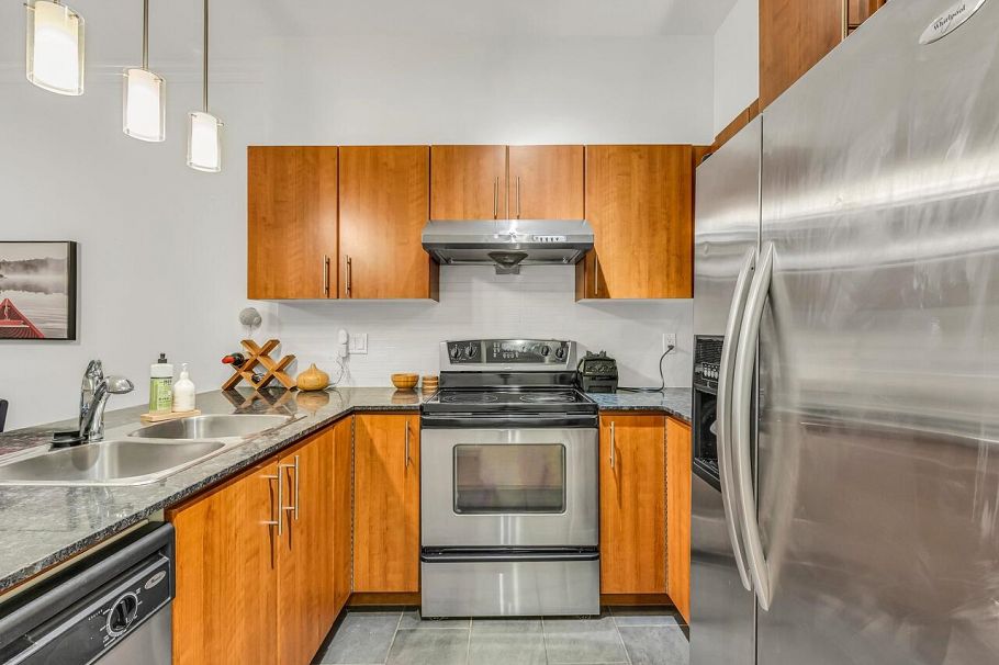 119 1633 Mackay Avenue North Vancouver, BC - 5