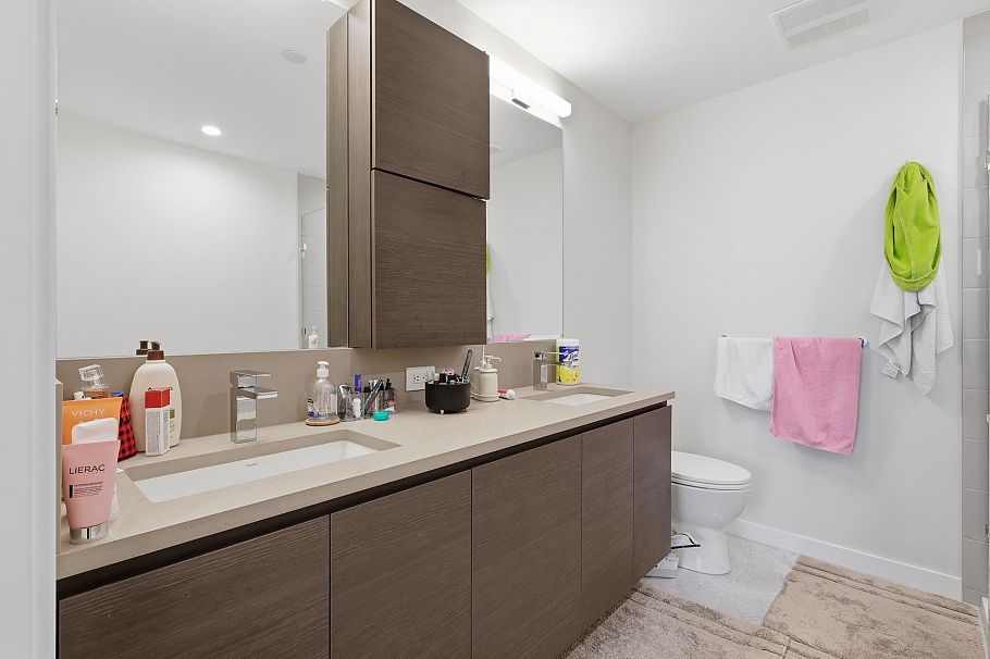 2002 2108 Gilmore Avenue Burnaby, BC - 11