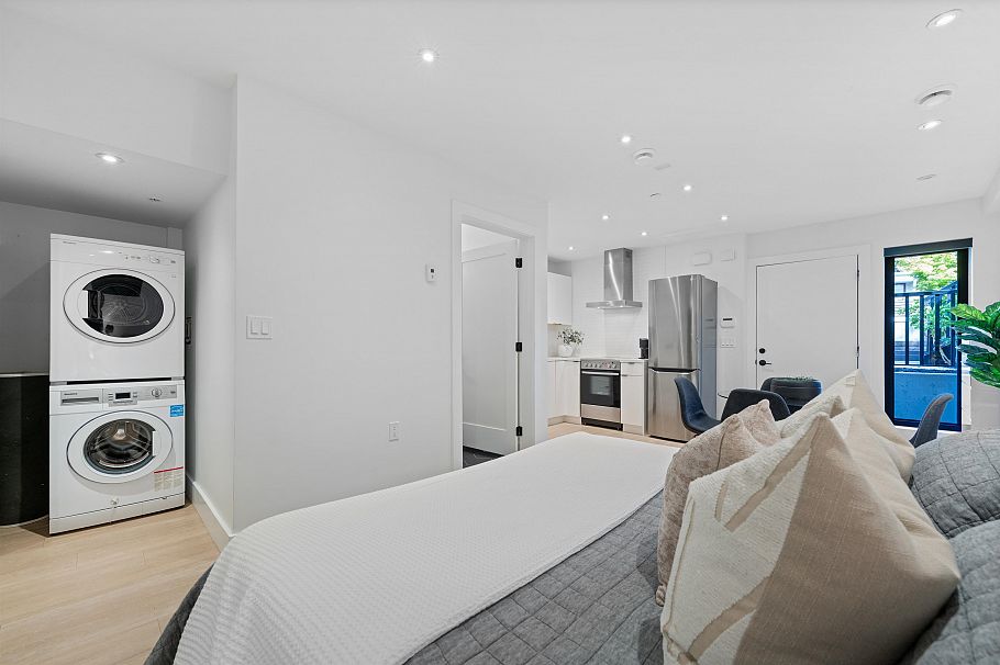 575 E 22nd Avenue Vancouver, BC - 26