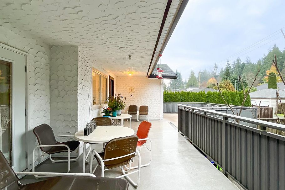 4680 W 15th Avenue Vancouver, BC - 22