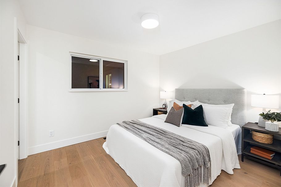 2654 Masefield Road North Vancouver, BC - 21