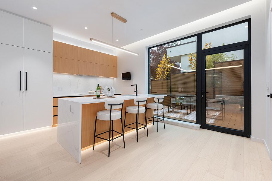 2 1595 W 66th Avenue Vancouver, BC - 8