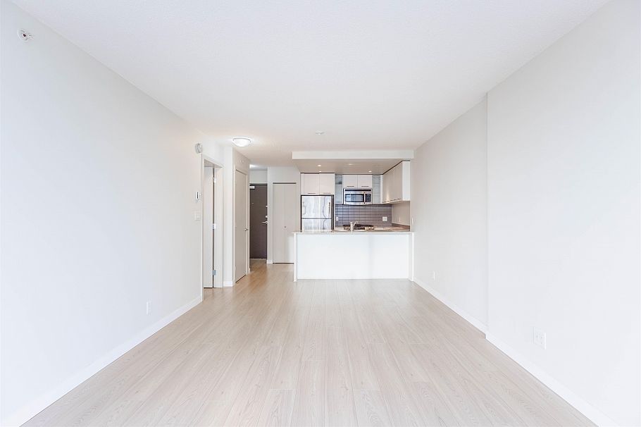 1202 3111 Corvette Way Richmond, BC - 7