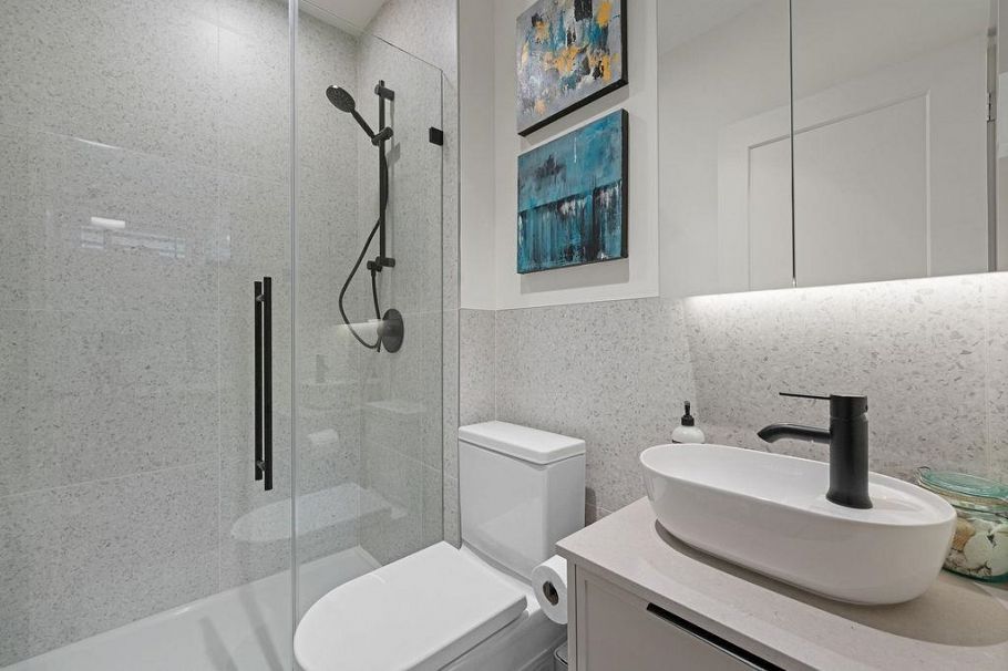 27 632 E 3rd Street North Vancouver, BC - 31