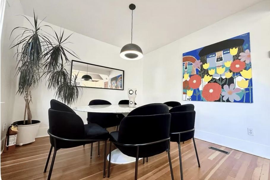 3716 W 30th Avenue Vancouver, BC - 4