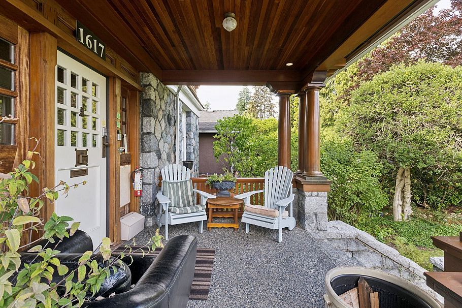 1617 W Grand Boulevard North Vancouver, BC - 6