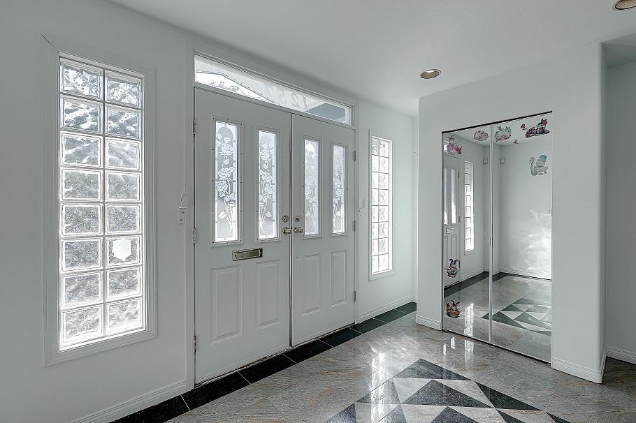 1257 E 60th Avenue Vancouver, BC - 6