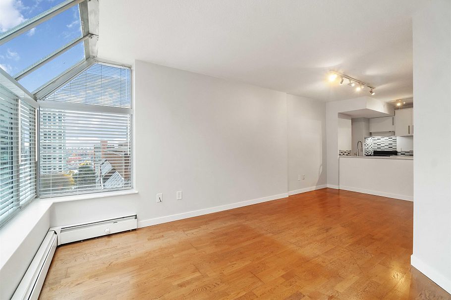 808 1333 Hornby Street Vancouver, BC - 12