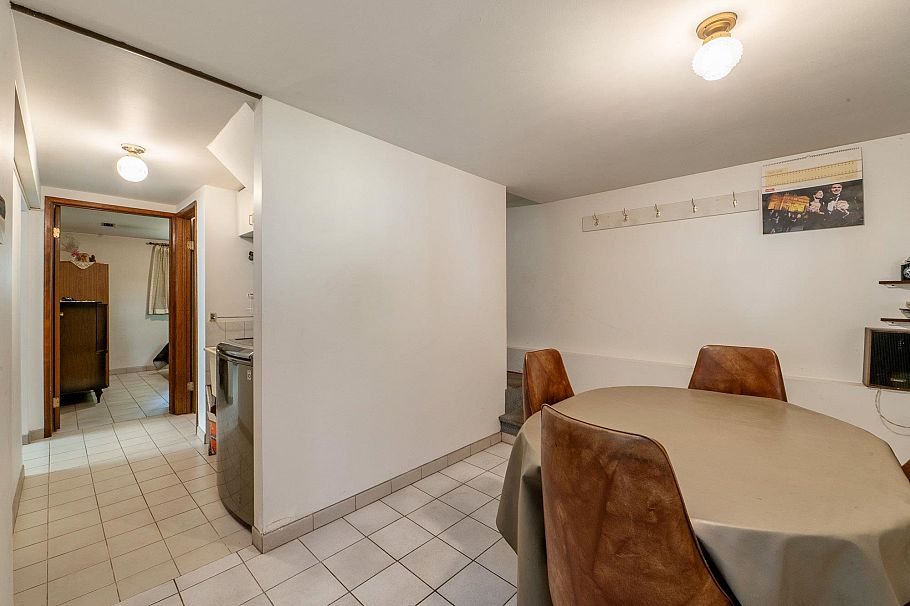 1794 E 6th Avenue Vancouver, BC - 24