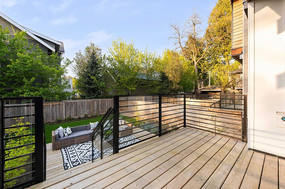 1489 W 52nd Avenue Vancouver, BC - 29