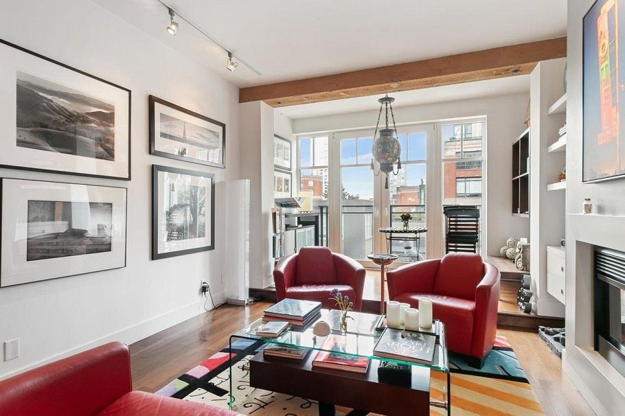 301 1275 Hamilton Street Vancouver, BC - 2