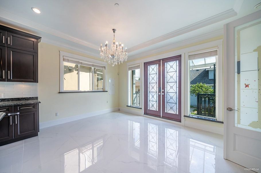 6830 Vivian Street Vancouver, BC - 10