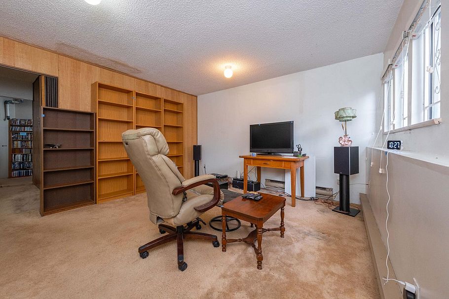 14 251 W 14th Street North Vancouver, BC - 20