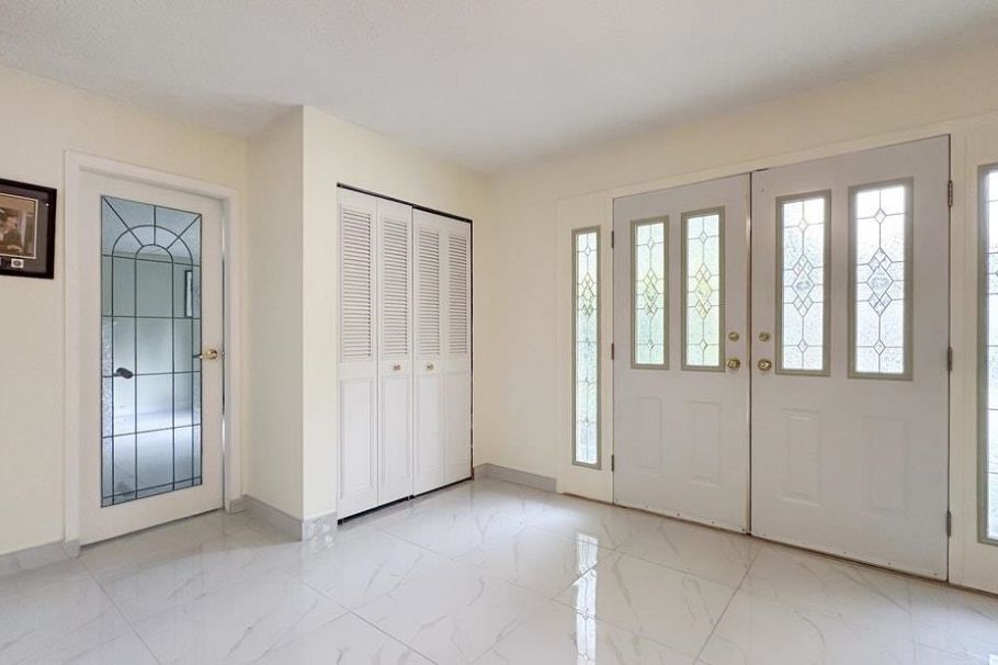 4455 Jerome Place North Vancouver, BC - 3