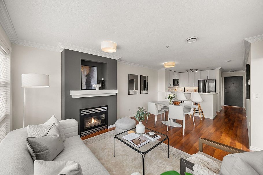 301 124 W 3rd Street North Vancouver, BC - 12