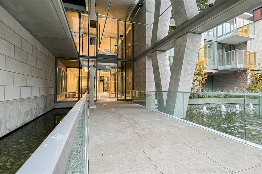 506 1365 Davie Street Vancouver, BC - 2