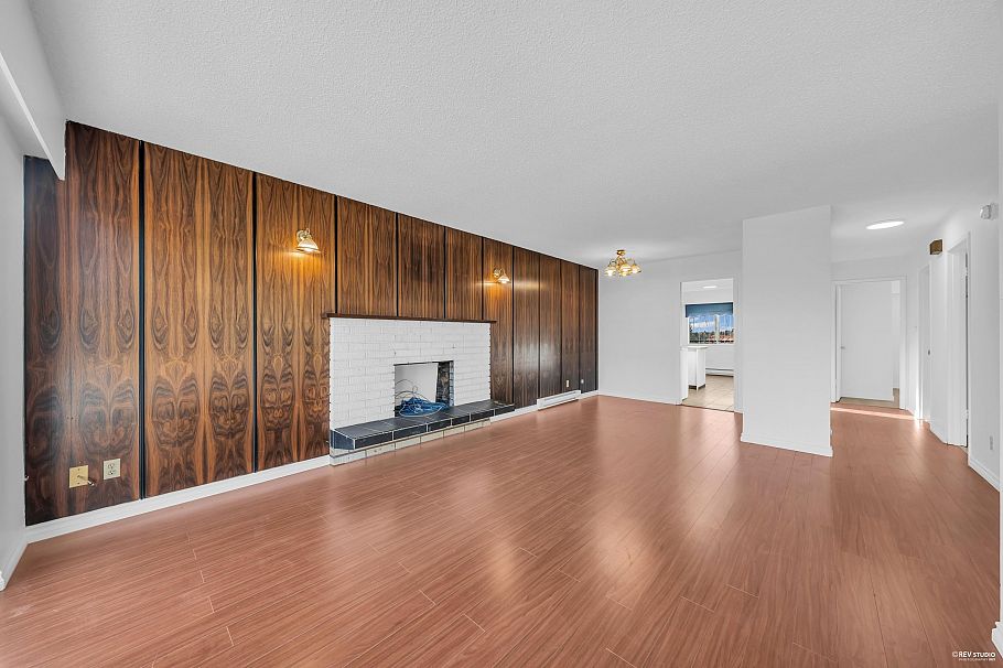 7511 Main Street Vancouver, BC - 3