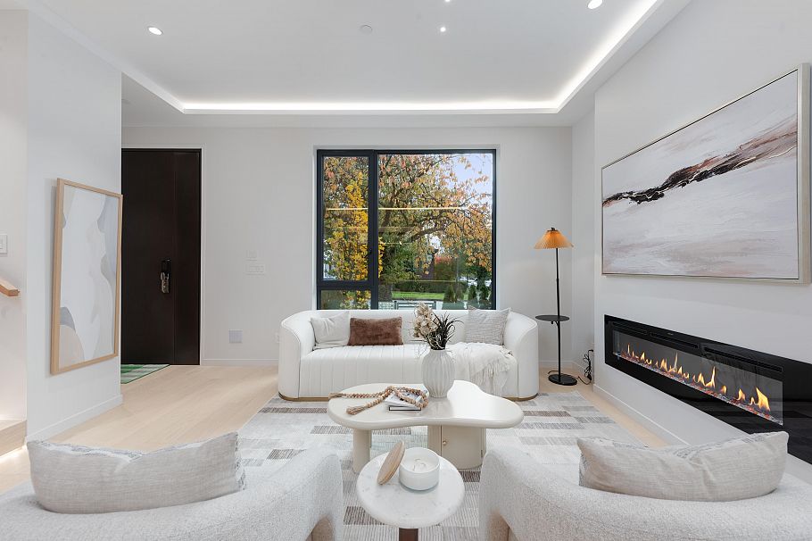 2 1595 W 66th Avenue Vancouver, BC - 3